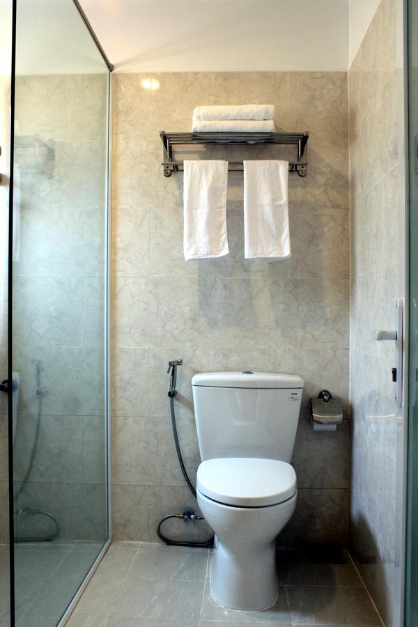 Aroma Hotel And Spa Дуонг-Донг Экстерьер фото