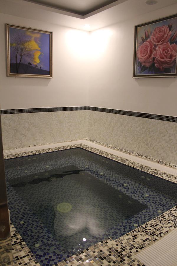 Aroma Hotel And Spa Дуонг-Донг Экстерьер фото